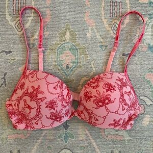Adorable PINK push-up bra in pink and red toile